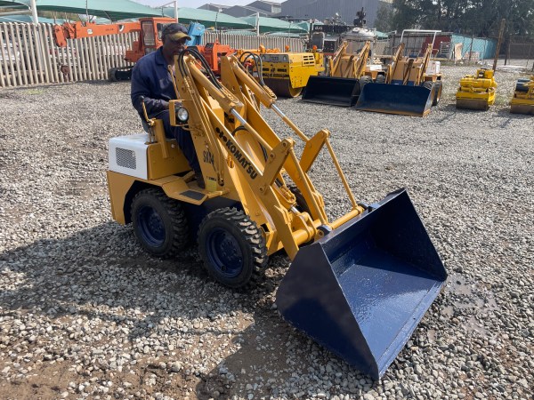 Komatsu SK04