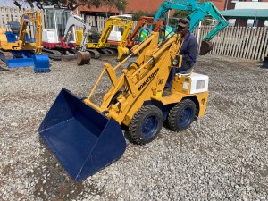 Used Komatsu SK04 Skid Steer Loader for Sale – Affordable Compact Loader in Gauteng