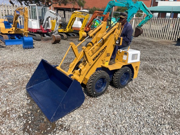 Used Komatsu SK04 Skid Steer Loader for Sale – Affordable Compact Loader in Gauteng