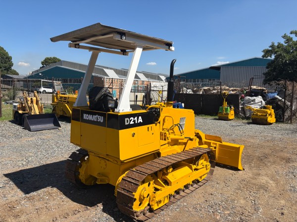 IMG_4749 Komatsu D21A-7