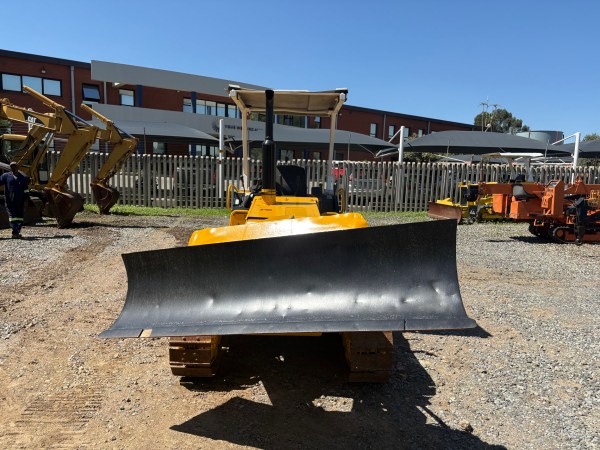 IMG_4754 Komatsu D21A-7