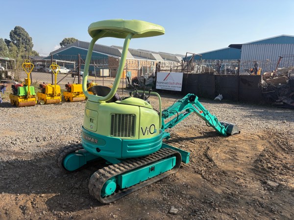 IMG_7035 Yanmar VIO15